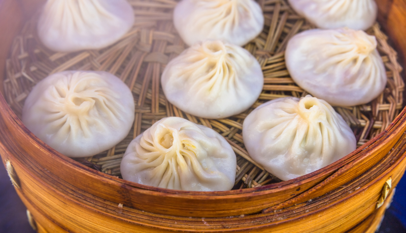 Illustration for article titled The correct way to eat xiao long bao, the world's most magnificent soup dumplings